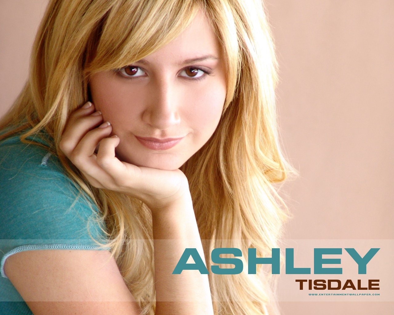 http://images1.fanpop.com/images/image_uploads/Ashley-Tisdale-ashley-tisdale-948193_1280_1024.jpg