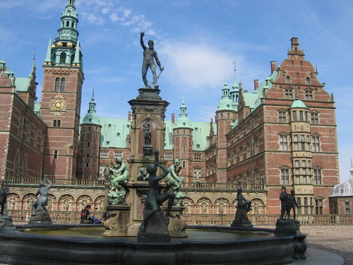  Frederiksborg Slot