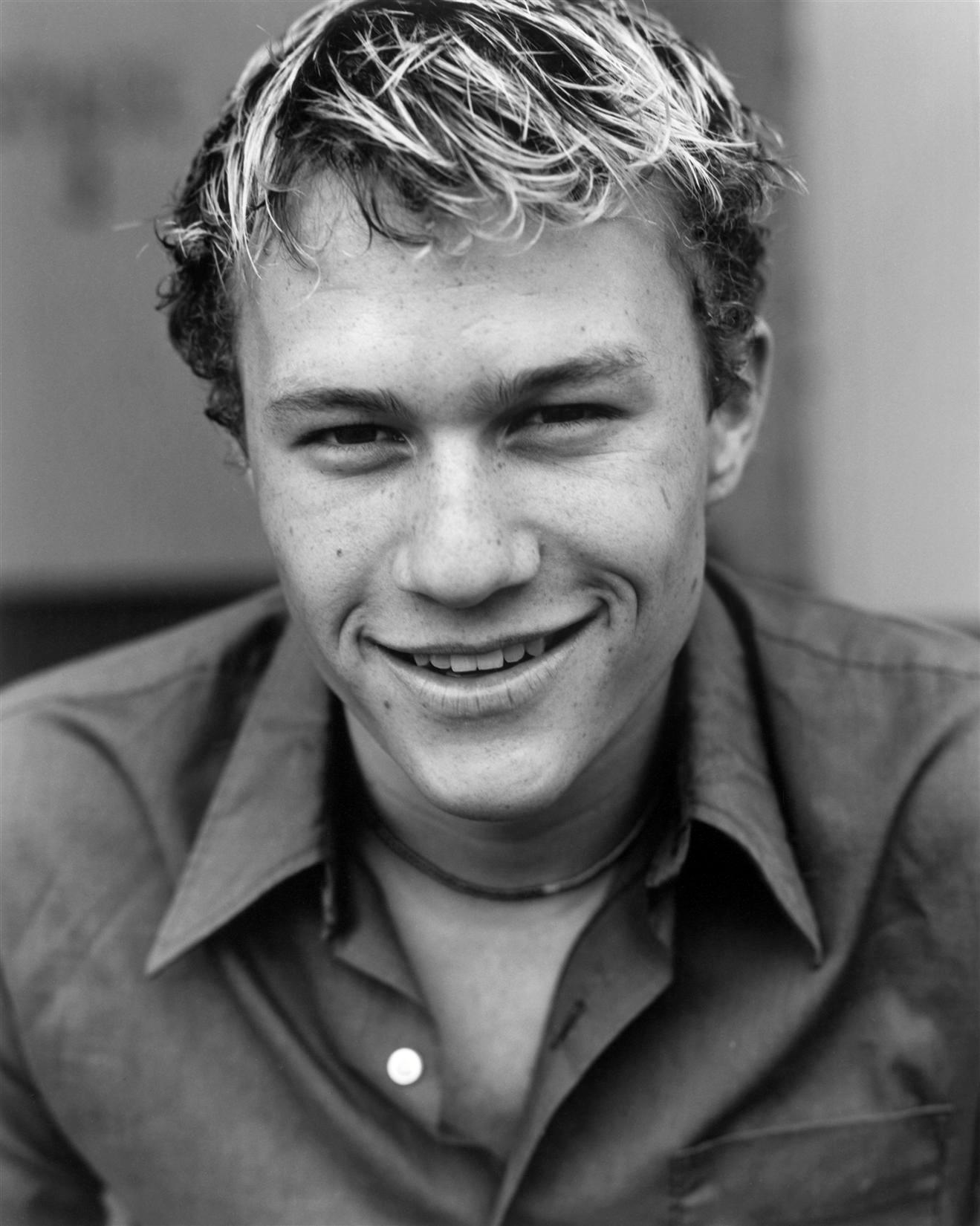 Heath Ledger - Hottest Actors Photo (906799) - Fanpop