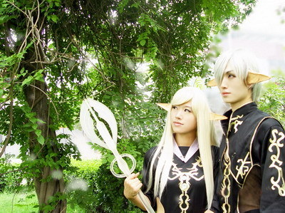 Lineage Cosplay