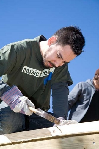  Linkin Park Rebuild Homes