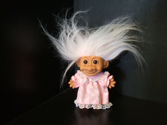 Troll-Doll-troll-dolls-1353648-640-480.jpg