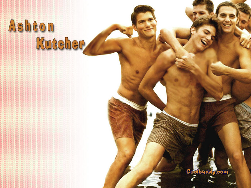 ashton kutcher model pics. ASHTON KUTCHER Celebrity Photo
