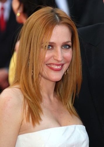 Gillian in Cannes