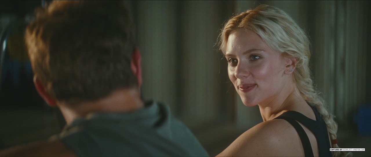 HES JUST NOT THAT INTO YOU - Scarlett Johansson Image (1453211 ...