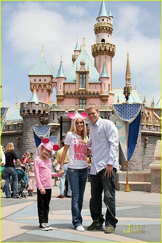  Heidi @ Disneyland