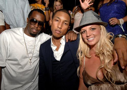  Britney and Pharrel Williams