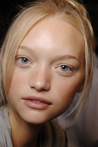  Marc द्वारा Marc Jacobs Spring 2006: Backstage