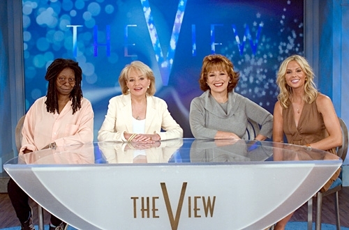  Round the tafel, tabel with the women of The View