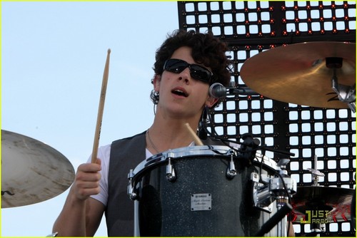  Nick Jonas (i l’amour this picture!)