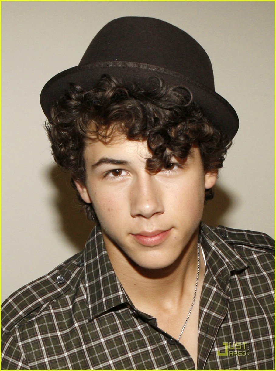 Nick Jonas - Images Colection