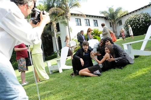  Behind the scenes at 90210 photoshoot