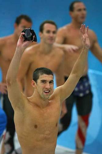  US wins Men's 4 x 100m Medley Relay vàng with new WR