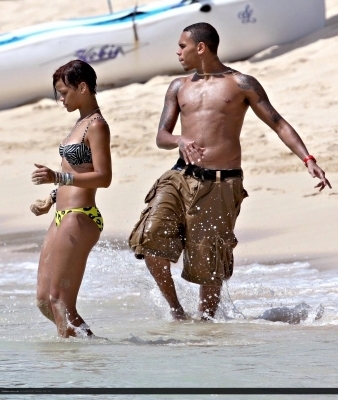 Chris & Rihanna
