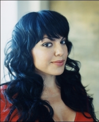 Sara Ramirez