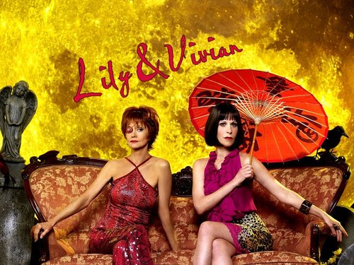  Season 2 - Lily & Vivian - karatasi la kupamba ukuta