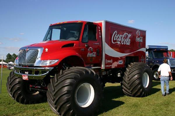 Coke-Monster-Truck-coke-2201463-600-398.jpg