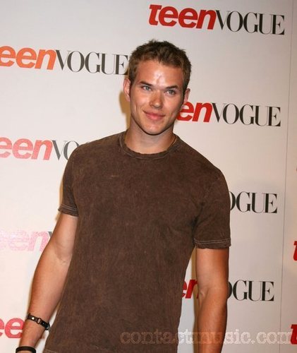  Teen Vogue Party
