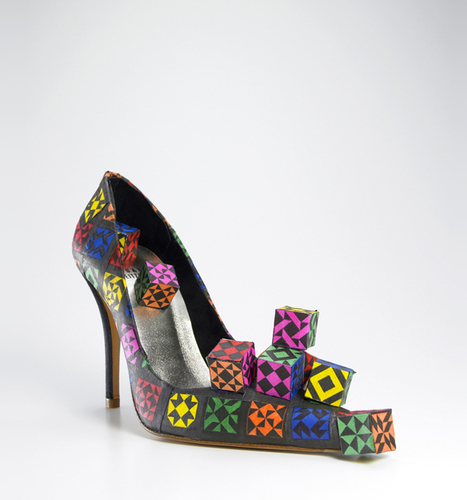  Leighton designed a shoe for charity