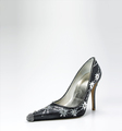 Michelle designed a shoe for charity - gossip-girl photo
