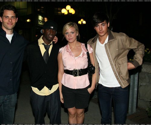  zac efron with Hairspray cast and look there corney colin LOL