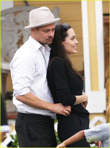  Angelina & Brad