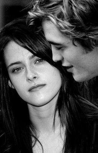  Edward Cullen and Bella हंस