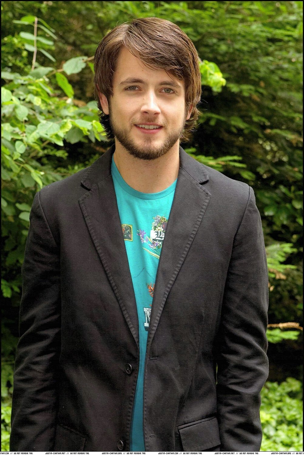 Justin Chatwin - Gallery