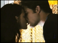 Twilight-kiss - twilight-series photo