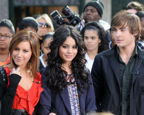 HSM 3 Cast stops by Today Show