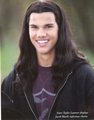 Large, scanned images from Twilight Illustrated Companion - twilight-series photo