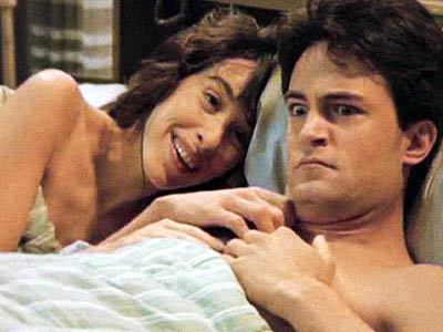  In what episode did chandler break up with janice for the 초 time?