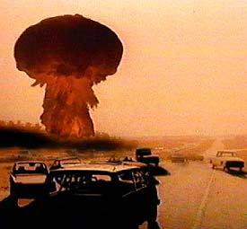 Which 1983 TV movie about a fictional nuclear attack in the United States aired on ABC, and without disclaimers, prompted panicked calls from thousands of viewers?