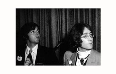  What was the first song that Paul McCartney performed for John Lennon when they first met?