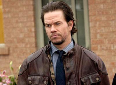 What movie stars Mark Wahlberg in a role previously played by Cary Grant?