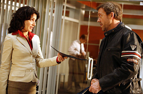  Which universitas did both House and Cuddy attend together?