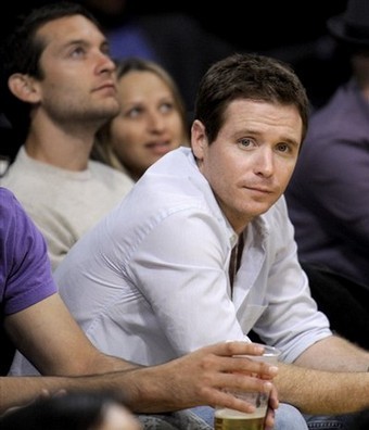 Kevin Connolly is looking towards 4 more seasons of Entourage!