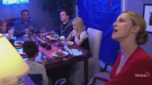  Angela in makan malam Party