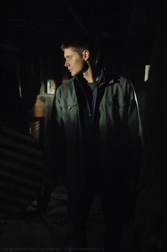 Dean Winchester Fan Club | Fansite with photos, videos, and more