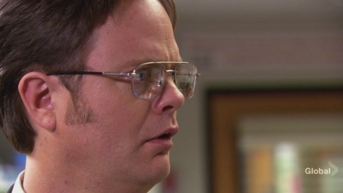  Dwight in ディナー Party