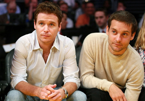  Kevin Connolly and Tobey Maguire take in the Lakers vs Jazz game May 4, 2008