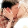  Nick & Hannah - baciare