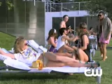  90210 commercial कैप्स