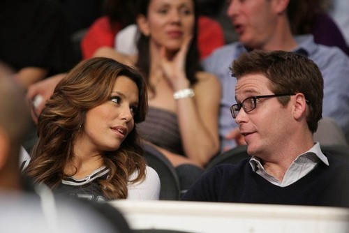  Eva Longoria Parker and Kevin Connolly enjoy the Lakers vs Spurs Playoffs May 21, 2008
