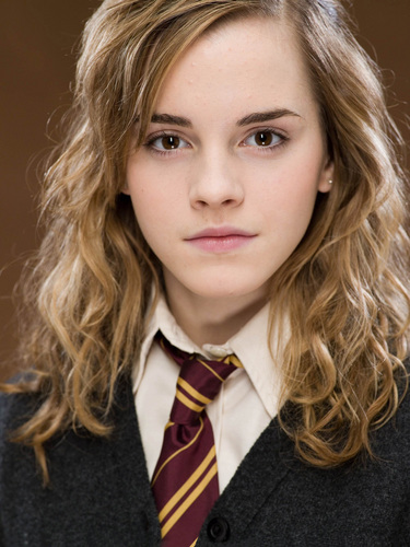  Hermione Granger - Photoshoot - OOTP