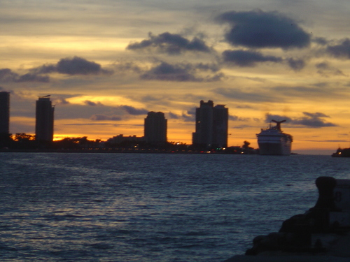  Miami Sunrise