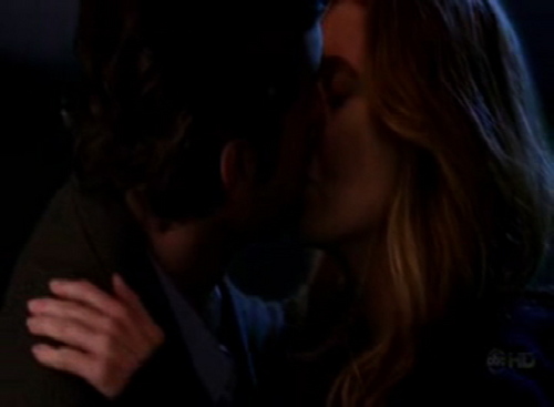  Meredith Derek baciare in Freedom
