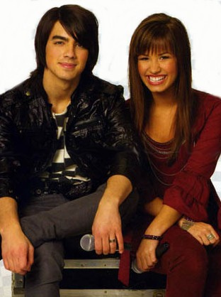  Shane Gray and Mitchie Torres