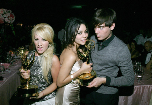  Ashley, Vanessa & Zac