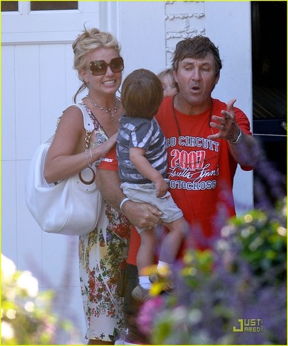  Britney with her Kids